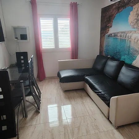 Апартаменти With Parking Space Marina, Trogir - 2036 Маріна