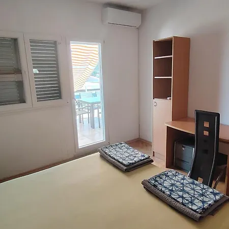 With Parking Space Marina, Trogir - 2036 Apartamento